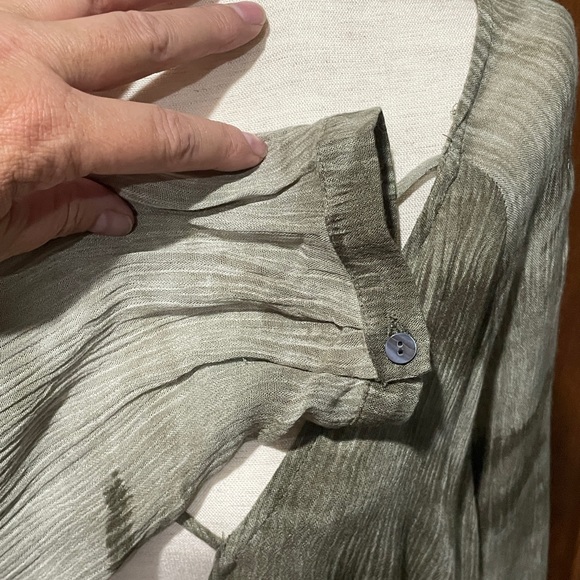 NWOT Umgee Green Tye-Dyed-ish Top Sz. L - Picture 6 of 6